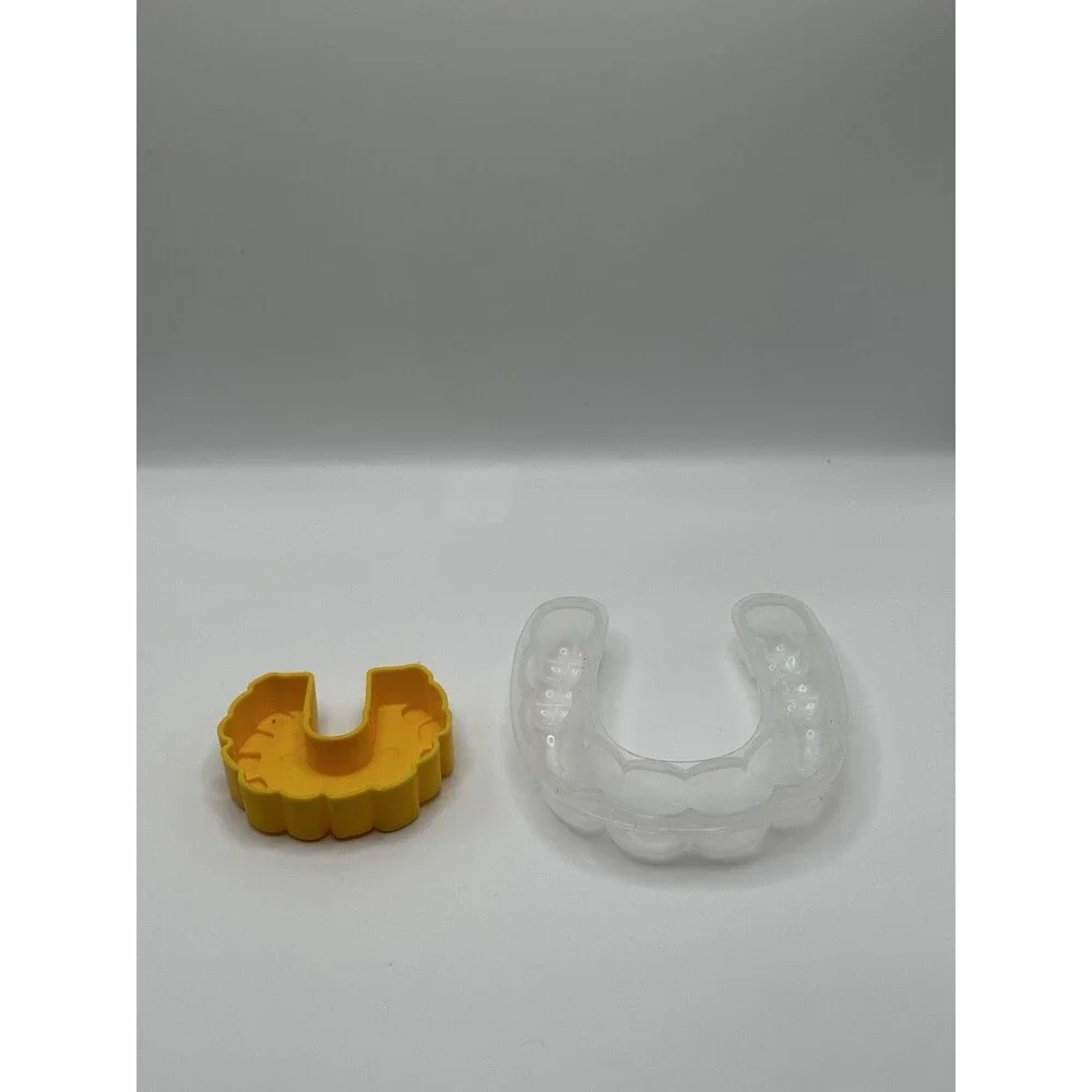 Melissa & Doug Yellow & Clear Plastic Teeth/Mouth Mold Toy Set - Novelty Prop